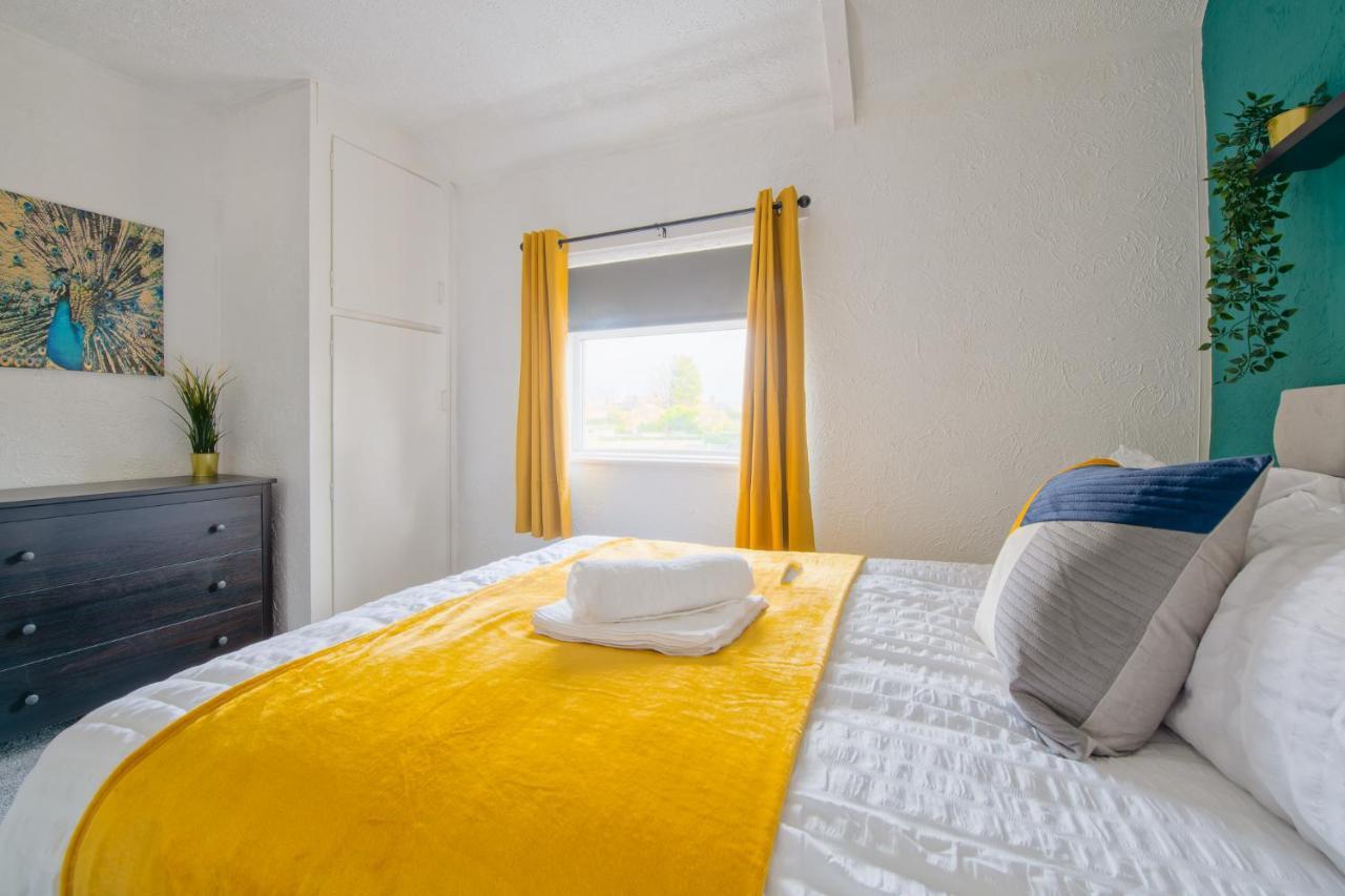 Rookwood House - Spacious Home With Free Parking - Short Stay Leeds Leeds  Extérieur photo