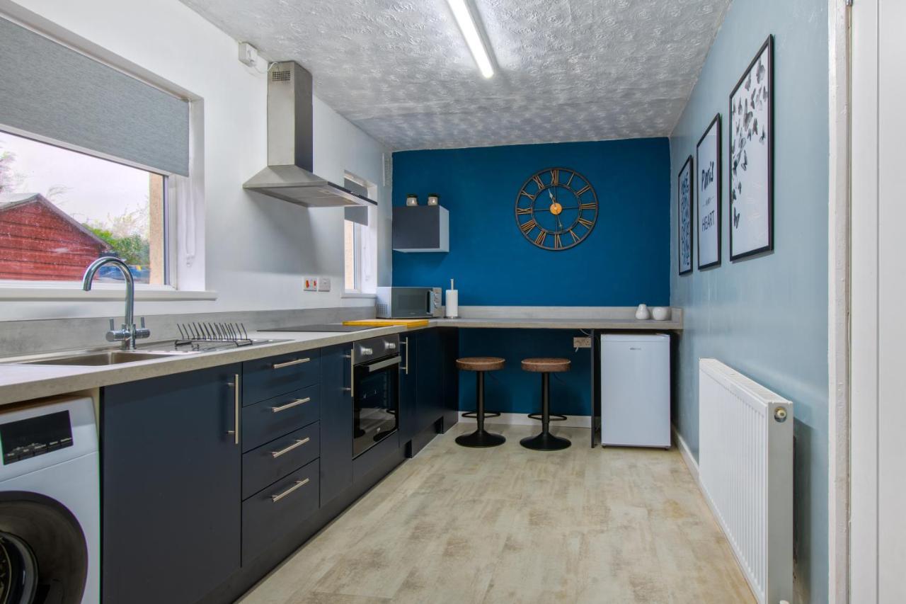 Rookwood House - Spacious Home With Free Parking - Short Stay Leeds Leeds  Extérieur photo