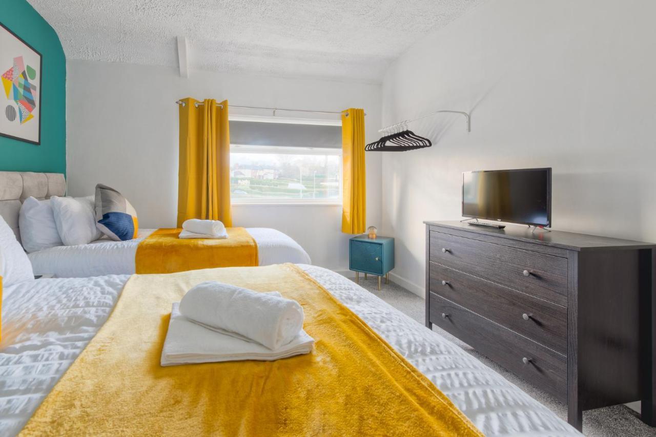 Rookwood House - Spacious Home With Free Parking - Short Stay Leeds Leeds  Extérieur photo